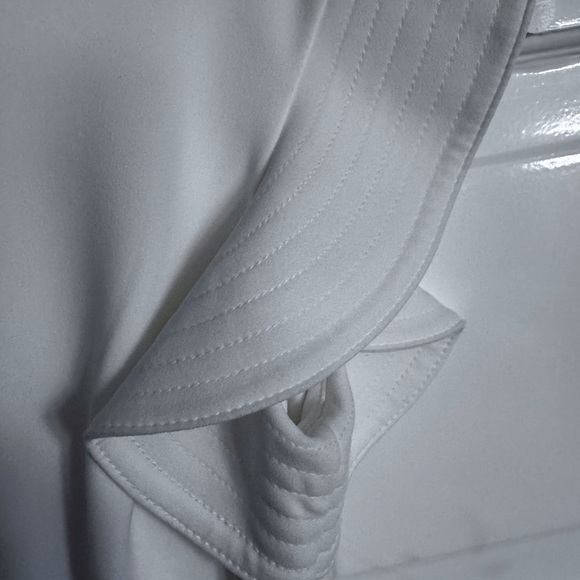 Elegant White Maxi Jumpsuit - Picture 3 of 7